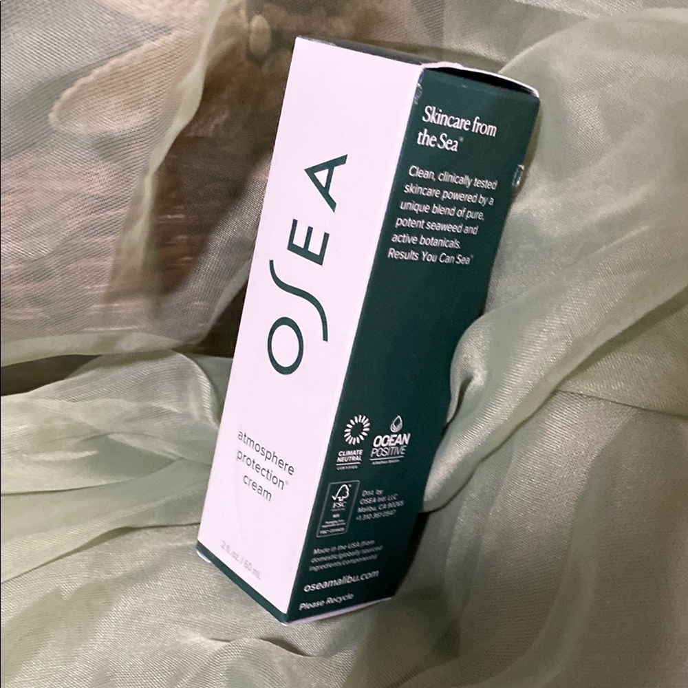 Sea Green Atmosphere Protection Cream
